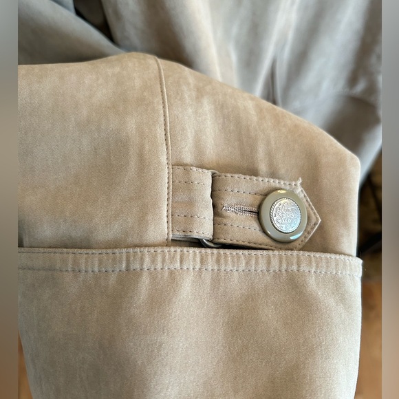 Vintage lined trench coat - Picture 11 of 12